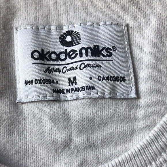 Akademiks Men’s Muscle Shirt - Picture 3 of 4